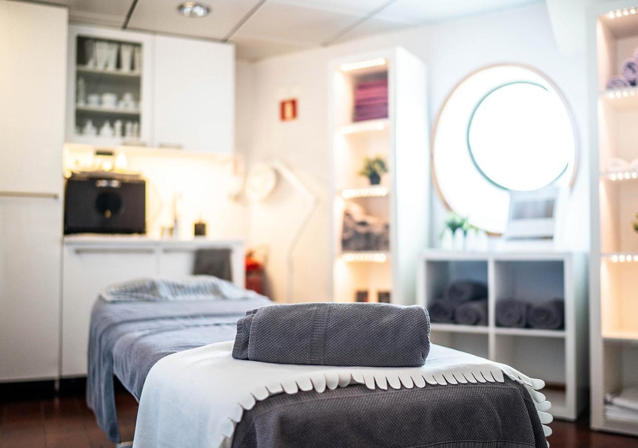 Hotel Viking Line Ferry Gabriella - 2-Night Cruise Stockholm-Helsinki-Sztokholm Zewnętrze zdjęcie
