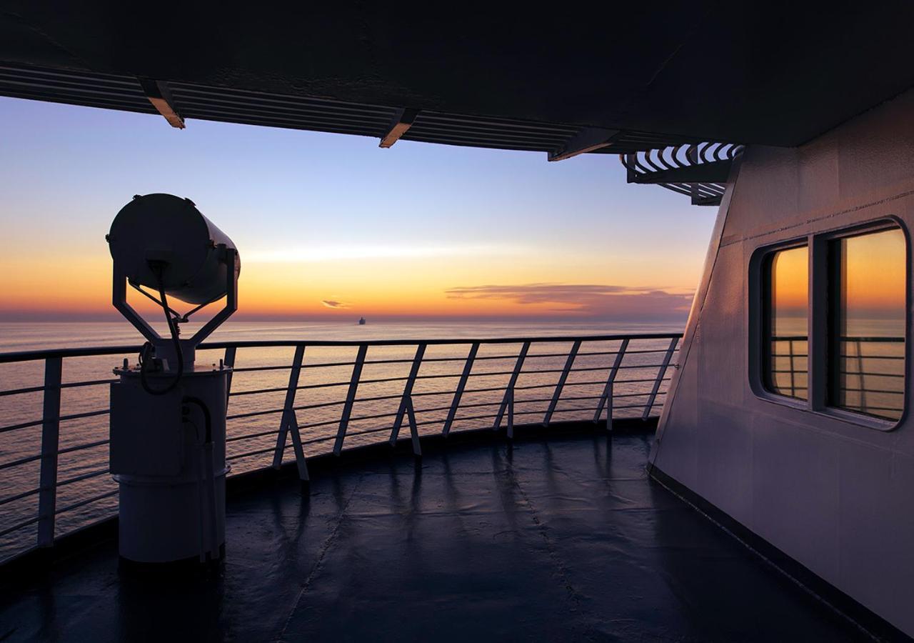Hotel Viking Line Ferry Gabriella - 2-Night Cruise Stockholm-Helsinki-Sztokholm Zewnętrze zdjęcie