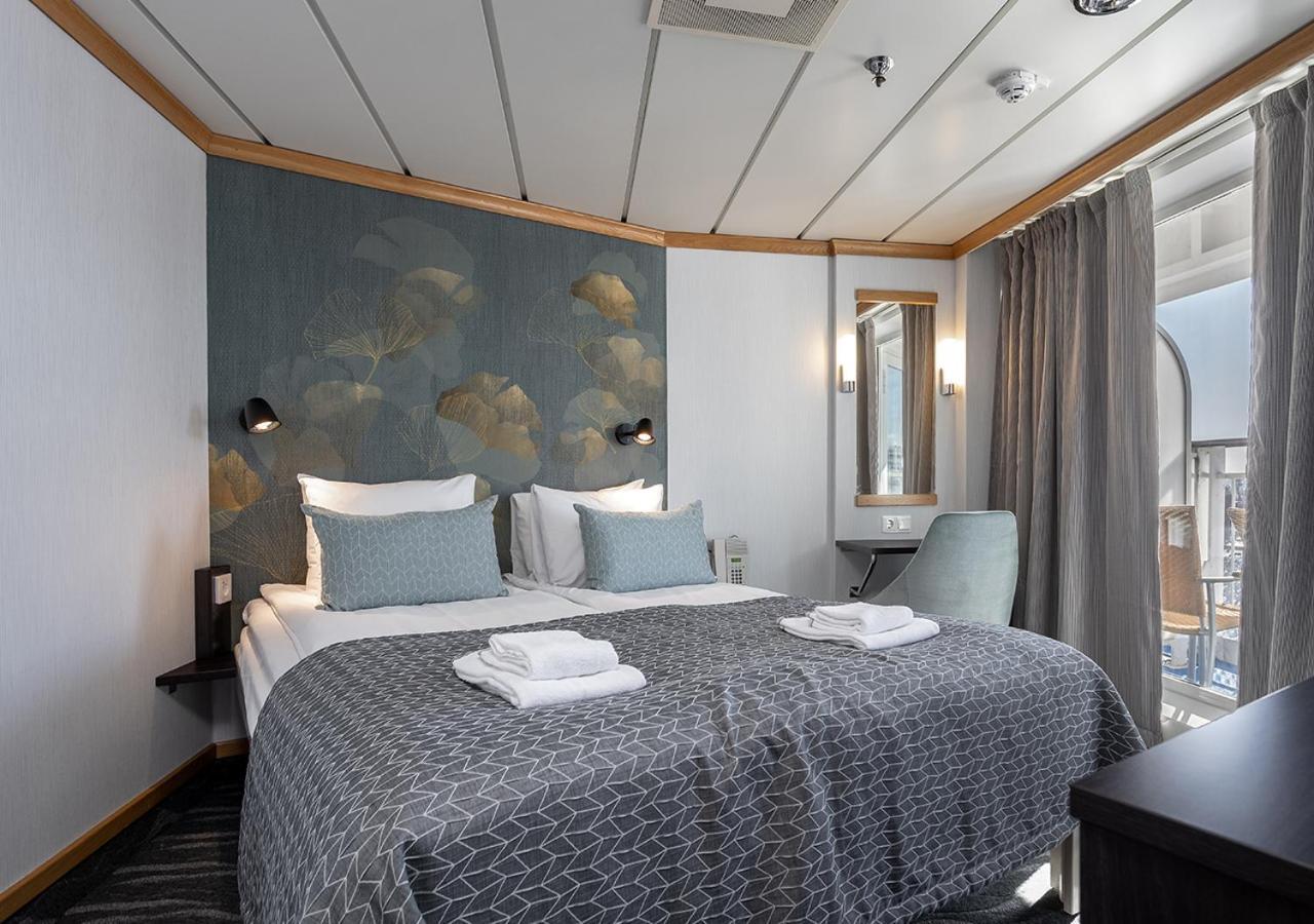 Hotel Viking Line Ferry Gabriella - 2-Night Cruise Stockholm-Helsinki-Sztokholm Zewnętrze zdjęcie